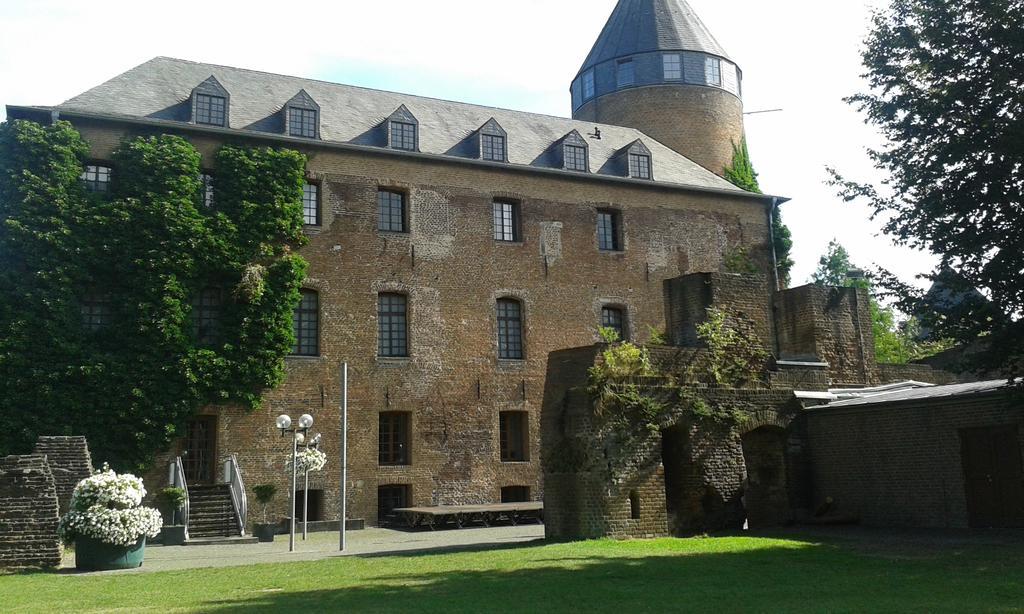 Ferienhaus Burgblick Brueggen Bruggen  Oda fotoğraf